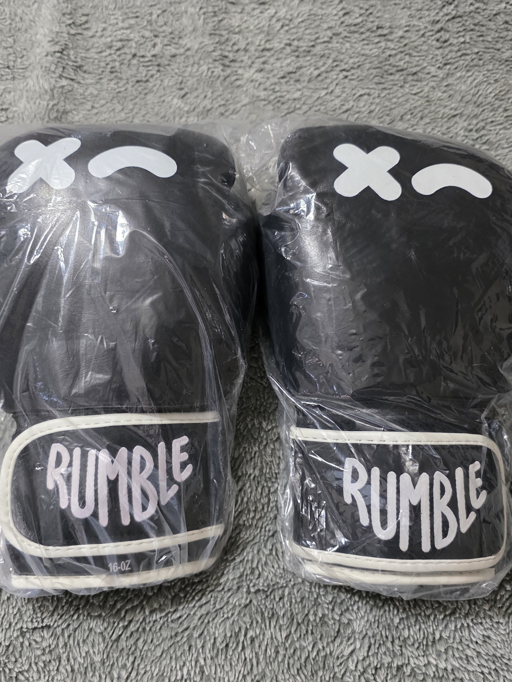 Rumble Boxing Gloves - 16 oz